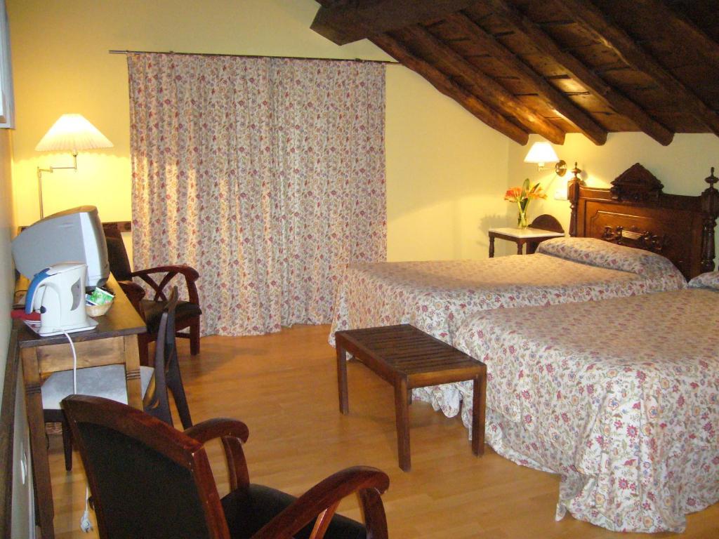 Hotel Rural Casa Roja Cadavedo Camera foto